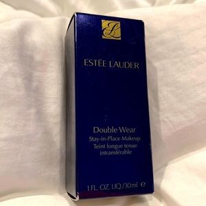 Estée Lauder Double Wear Foundation 2N1 Desert Beige